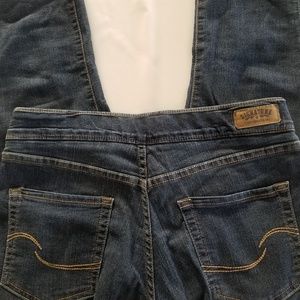 Signature by Levi Strauss Capris